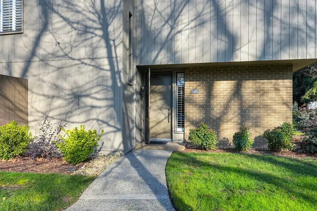 $459,000 | 1182 Vanderbilt Way, Sacramento, CA 95825