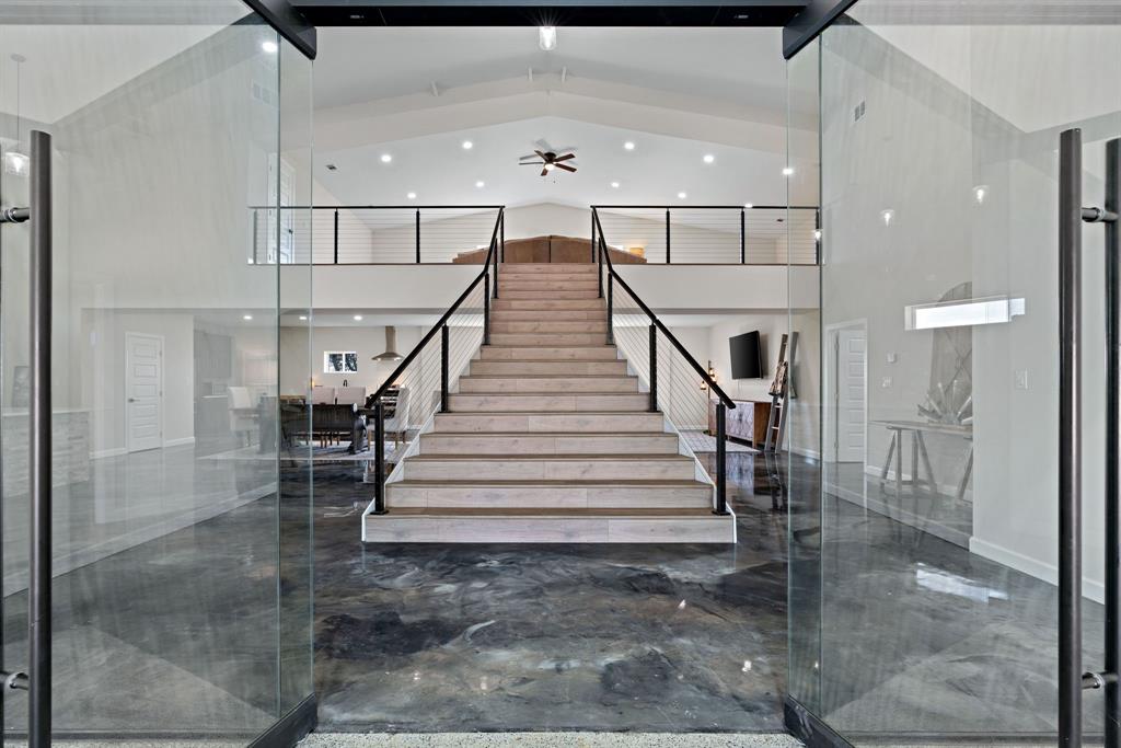 5410 Buffalo Ridge Drive, Unit L Stephenville, TX 76401 - Photo 4 of 40 a view of entryway and hall