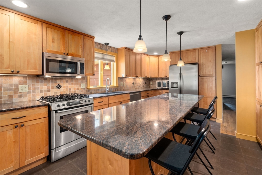 17 Northbriar Road Acton, MA 01720 - Photo 6 of 29