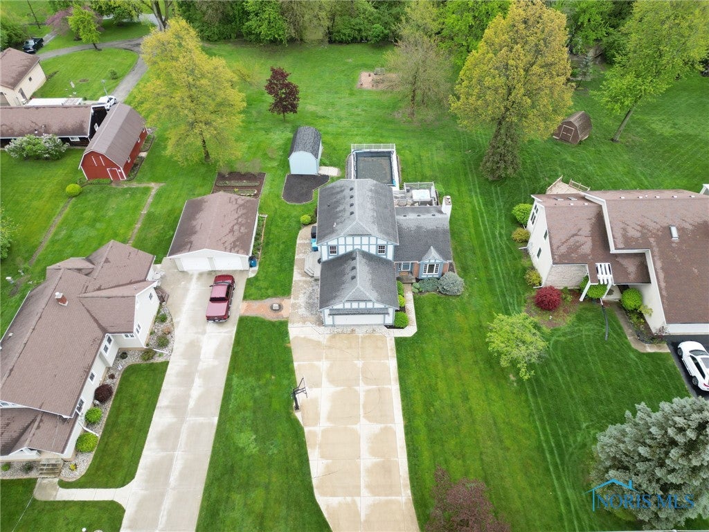 30272 Bates Road Perrysburg, OH 43551 - Photo 43 of 47 Gallery Image 43