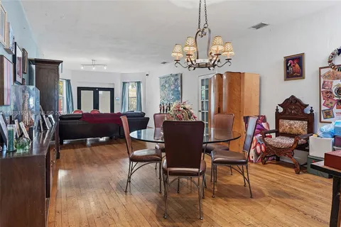 $2,000,000 | 120 Southwest 24th Road, Miami, FL 33129