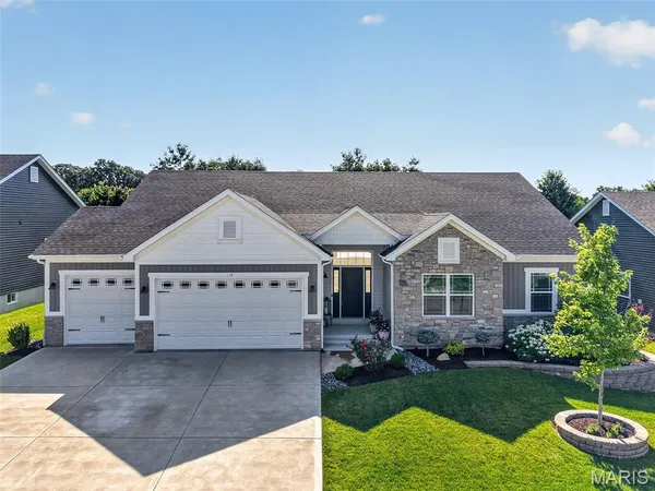 $585,000 | 119 Pomodora Circle, Wentzville, MO 63385