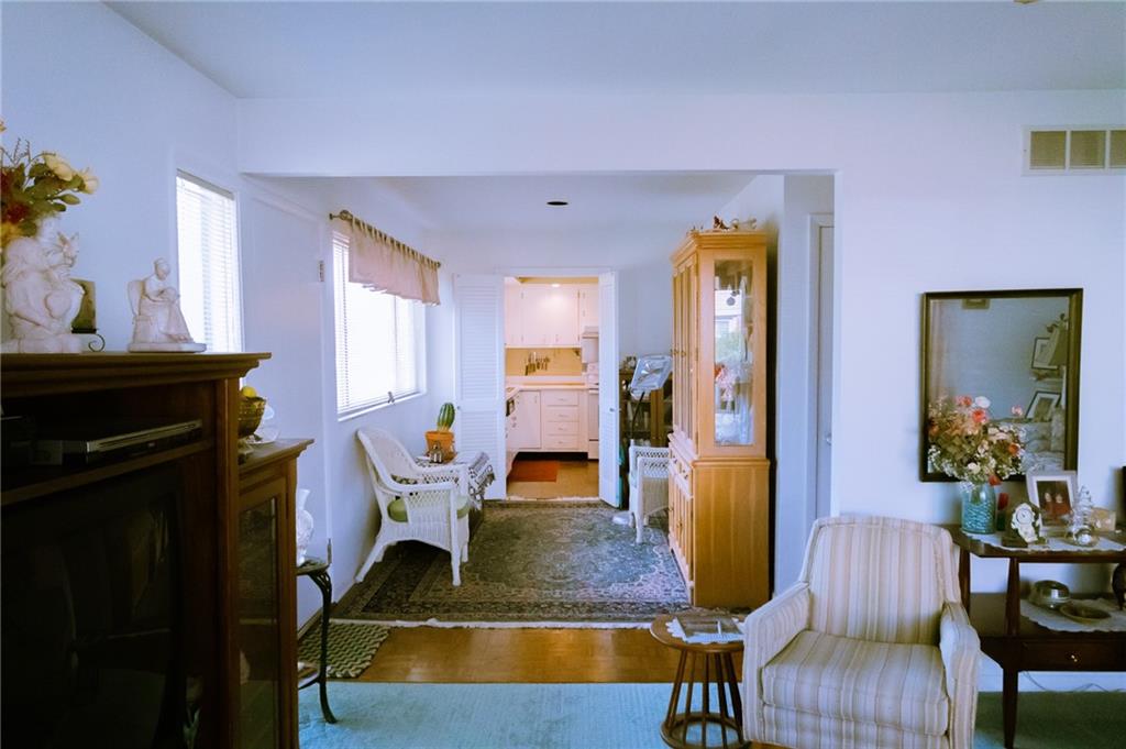 1602 Rocky Ford Road Columbus, IN 47203 - Photo 11 of 29 Gallery Image 11