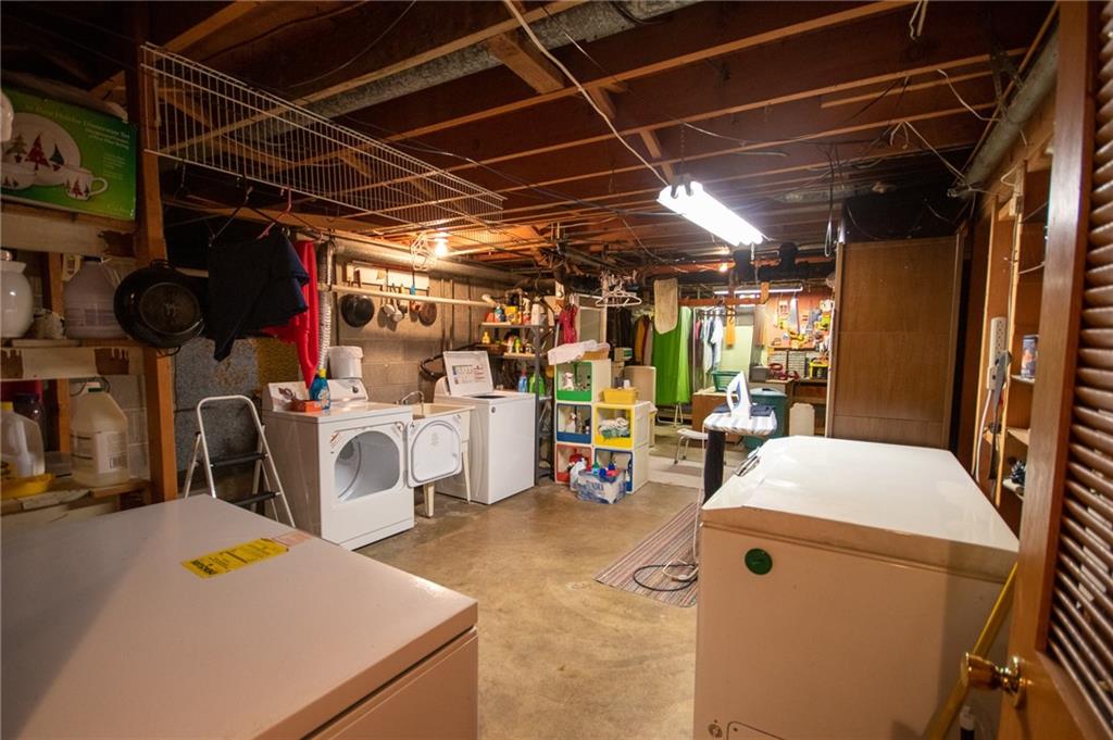 1602 Rocky Ford Road Columbus, IN 47203 - Photo 22 of 29 Gallery Image 22