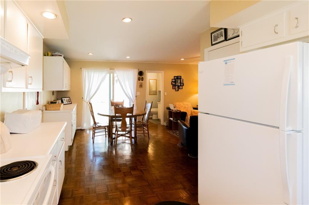 1602 Rocky Ford Road Columbus, IN 47203 - Photo 4 of 29 Gallery Image 4