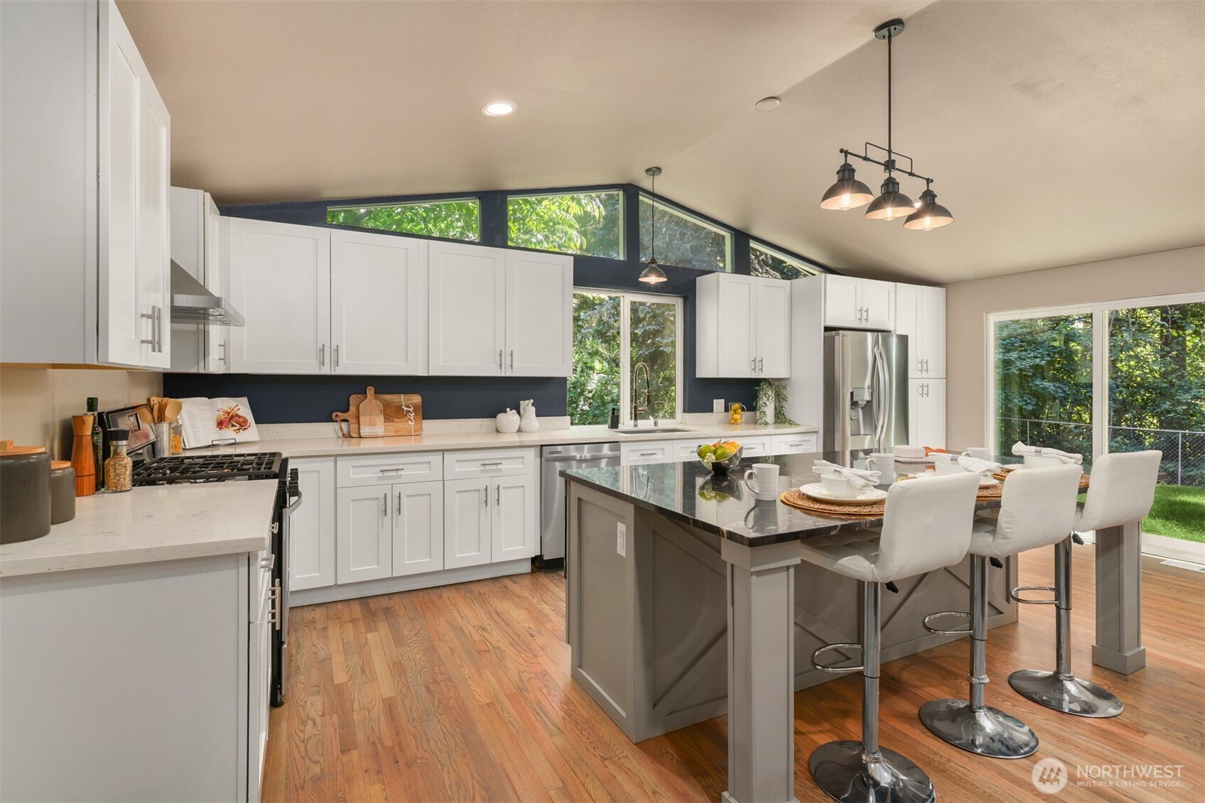 14320 177th Avenue Southeast Renton, WA 98059 - Photo 14 of 32 Gallery Image 14