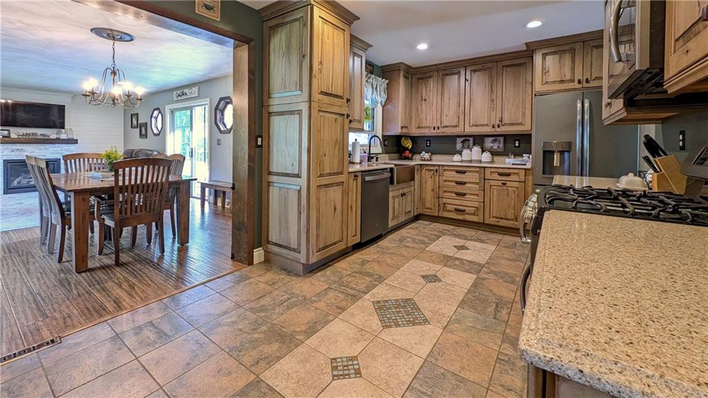 187 Mason Road Baden, PA 15005 - Photo 8 of 43
