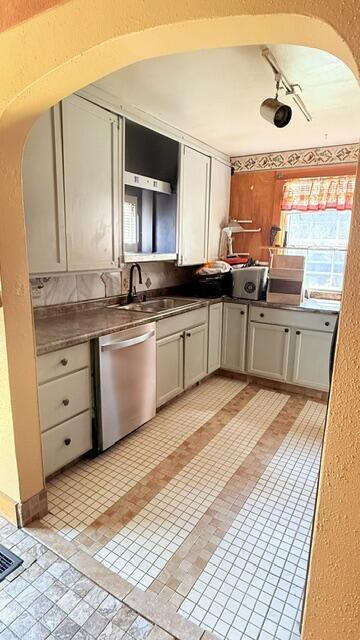 452 North Bechtle Avenue Springfield, OH 45504 - Photo 6 of 13 Gallery Image 6