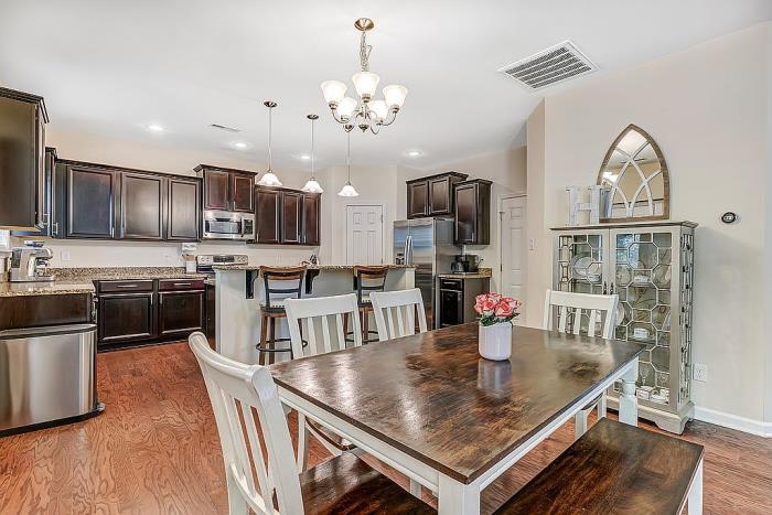 8201 Ruddock Place Hayes, VA 23072 - Photo 5 of 40