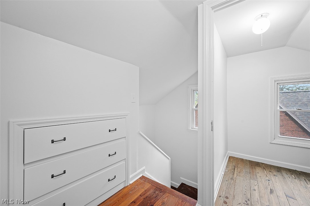 2392 Dysart Road Cleveland, OH 44118 - Photo 27 of 33 Gallery Image 27