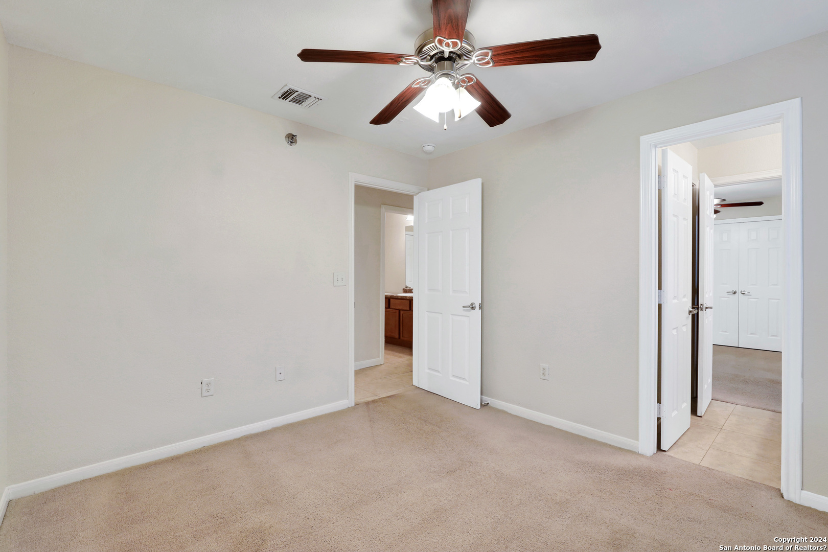 7323 Snowden Road, Unit 3306 San Antonio, TX 78229 - Photo 20 of 26