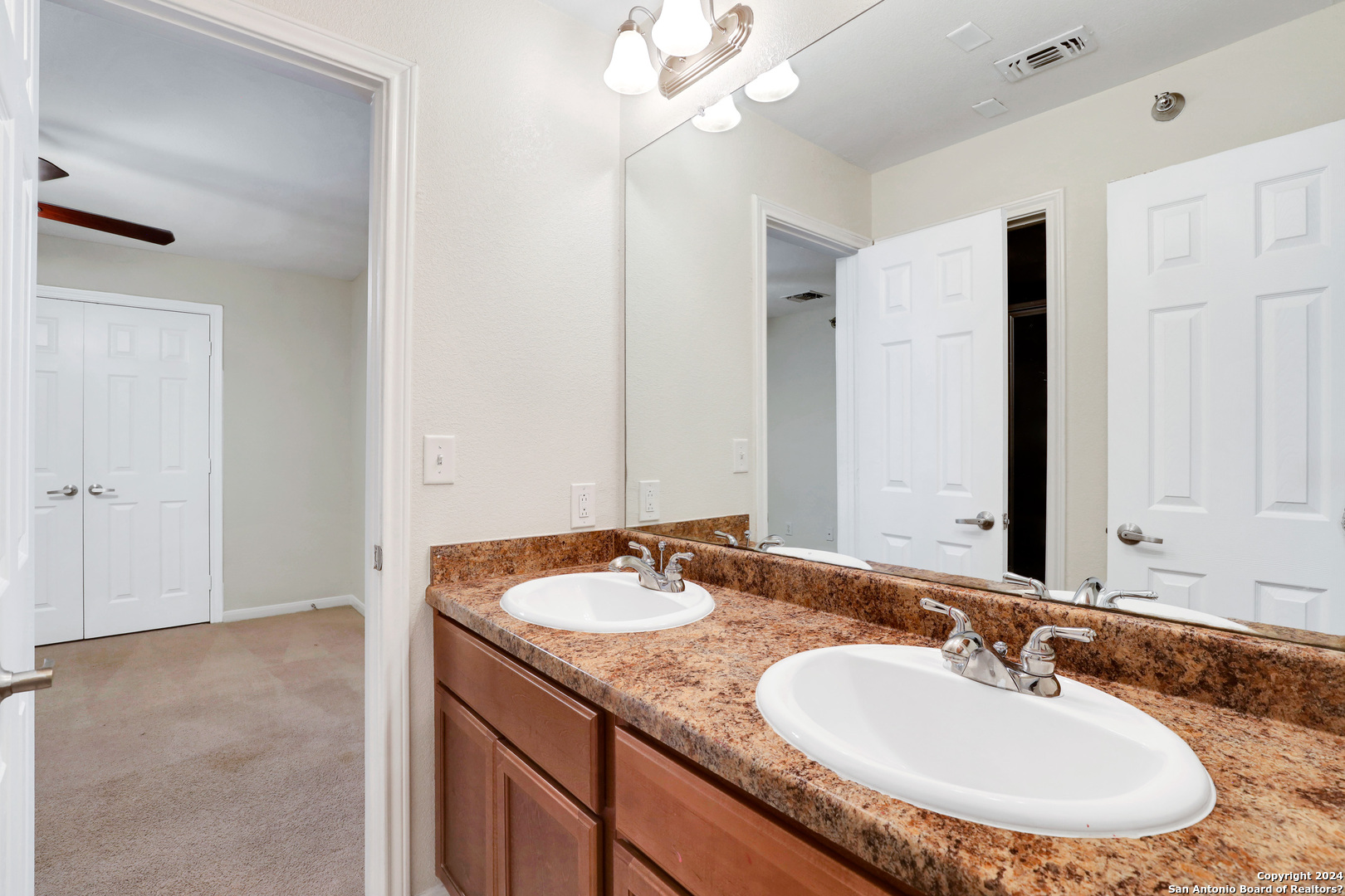 7323 Snowden Road, Unit 3306 San Antonio, TX 78229 - Photo 22 of 26