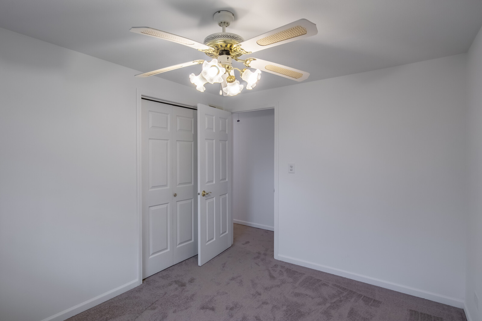 2321 Beck Road Lindenhurst, IL 60046 - Photo 14 of 30 wooden floor in an empty room with a window