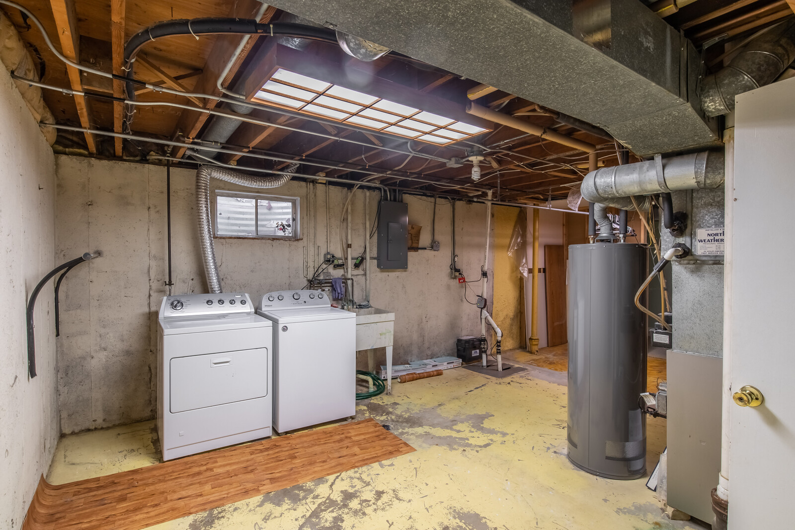 2321 Beck Road Lindenhurst, IL 60046 - Photo 27 of 30 a view of a storage & utility room