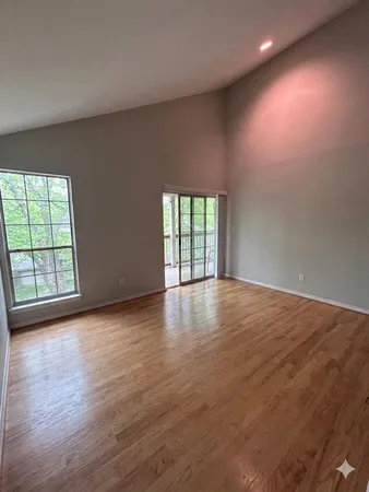 $1,900 | 12158 Penderview Terrace, Unit 1137, Fairfax, VA 22033