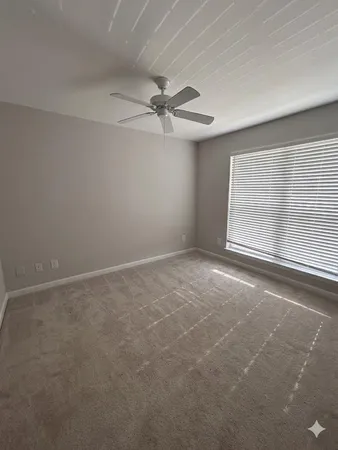 $1,900 | 12158 Penderview Terrace, Unit 1137, Fairfax, VA 22033