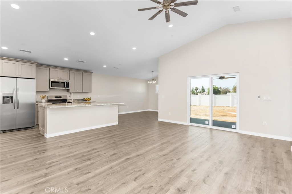 34834 County Line Road Yucaipa, CA 92399 - Photo 5 of 35