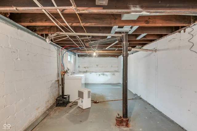 $255,000 | 4225 Graceland Avenue, Indianapolis, IN 46208