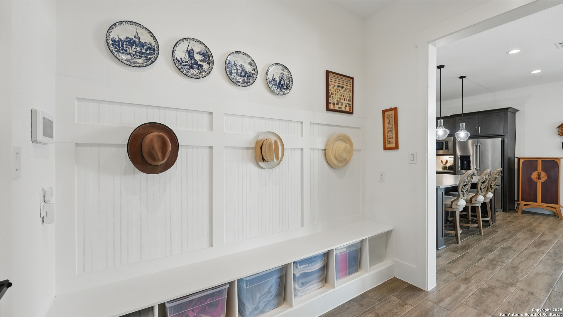 191 Crane Circle Spring Branch, TX 78070 - Photo 32 of 57 a view of a hallway with elevator