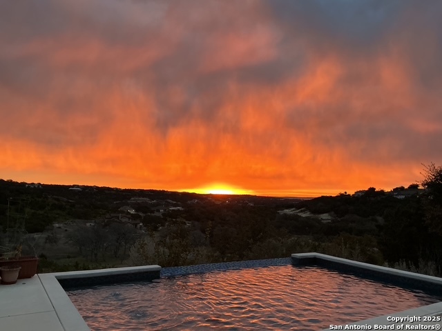 191 Crane Circle Spring Branch, TX 78070 - Photo 50 of 57 a view of balcony with furniture and mountain view