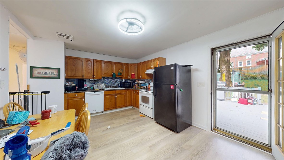 79 Rivulet Street Woonsocket, RI 02895 - Photo 11 of 25