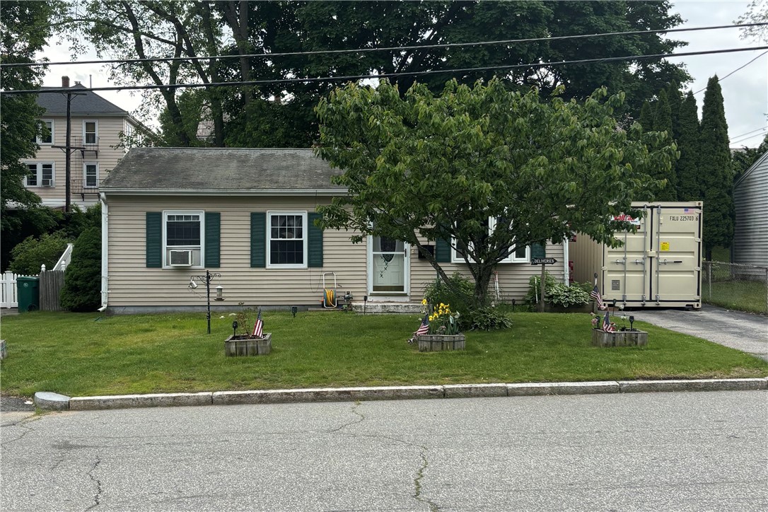 79 Rivulet Street Woonsocket, RI 02895 - Photo 23 of 25