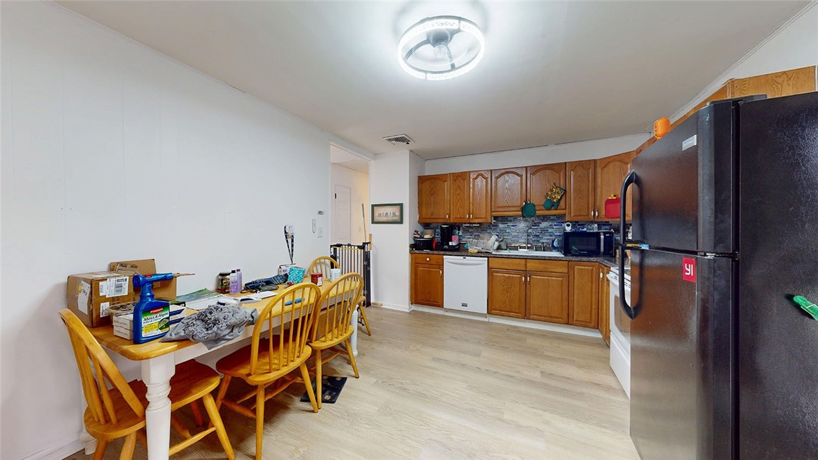 79 Rivulet Street Woonsocket, RI 02895 - Photo 9 of 25