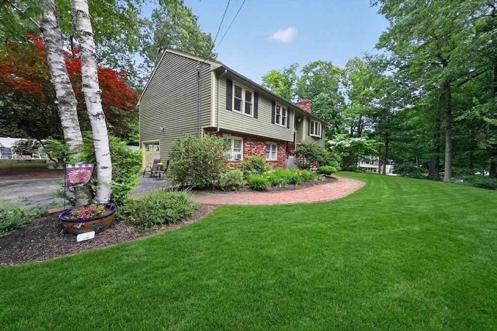 42 Willow Road Hanover, MA 02339 - Photo 2 of 38