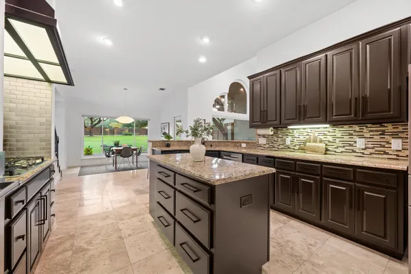 $1,250,000 | 12007 Colleyville Drive, Bee Cave, TX 78738