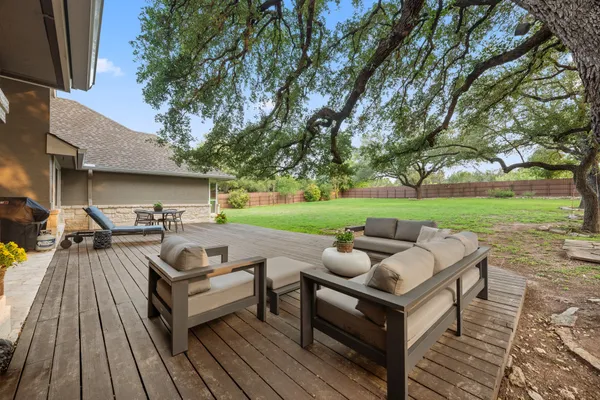 $1,250,000 | 12007 Colleyville Drive, Bee Cave, TX 78738