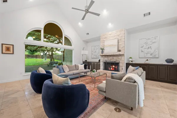 $1,250,000 | 12007 Colleyville Drive, Bee Cave, TX 78738