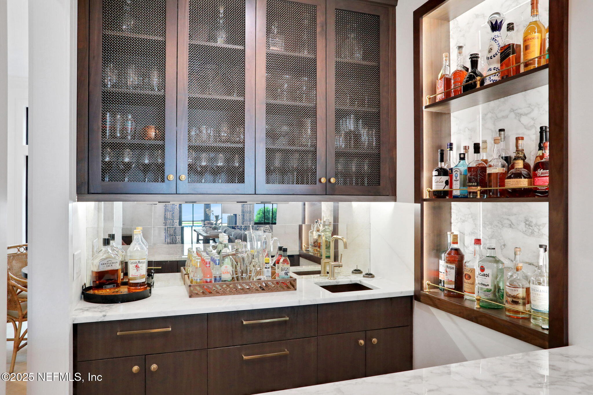 1157 Norwich Road Jacksonville, FL 32207 - Photo 32 of 92 Wet Bar (inside)