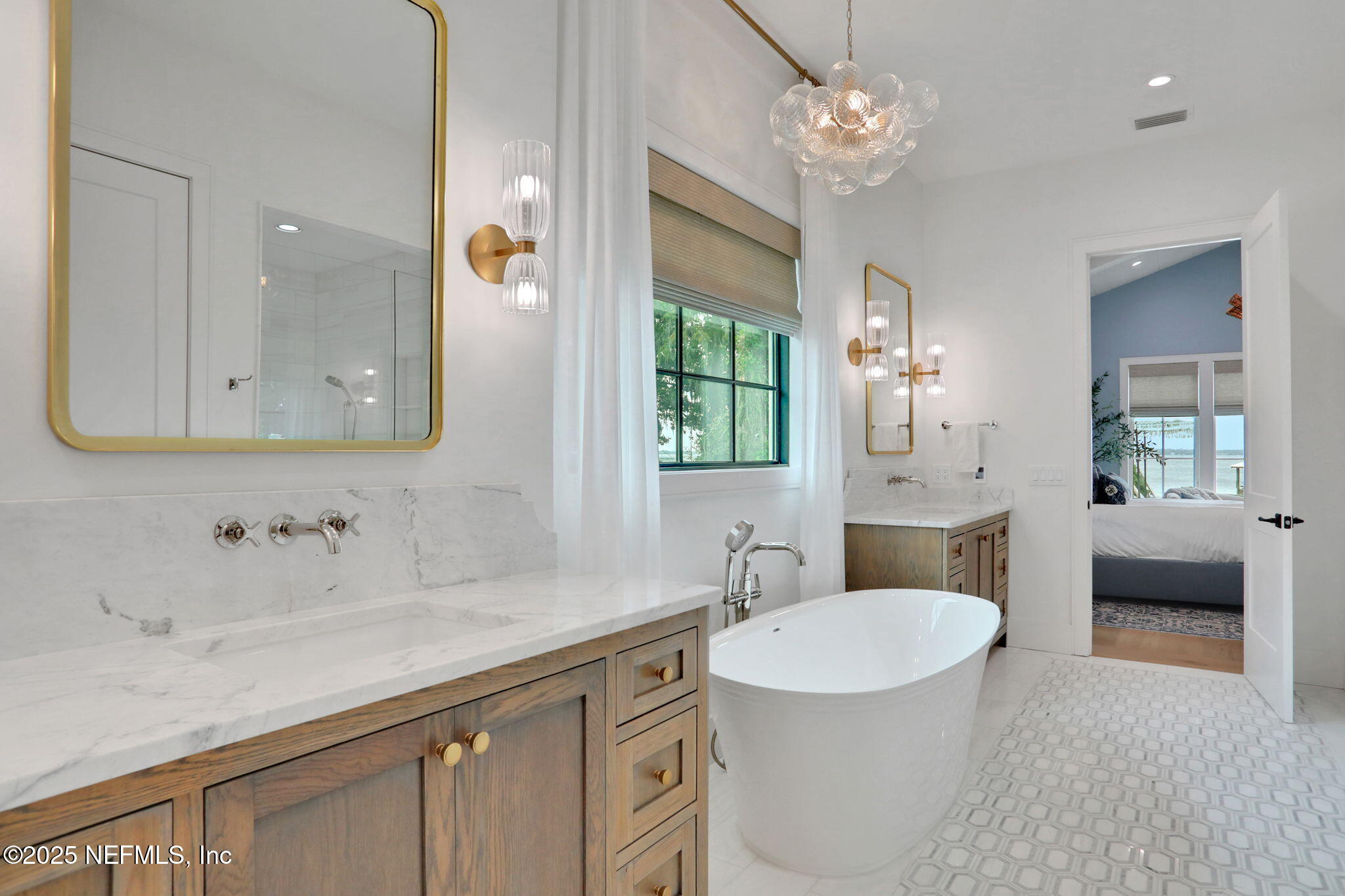 1157 Norwich Road Jacksonville, FL 32207 - Photo 45 of 92 Primary Bath