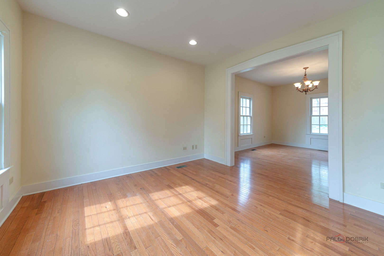 430 North Sheridan Road Waukegan, IL 60085 - Photo 10 of 44