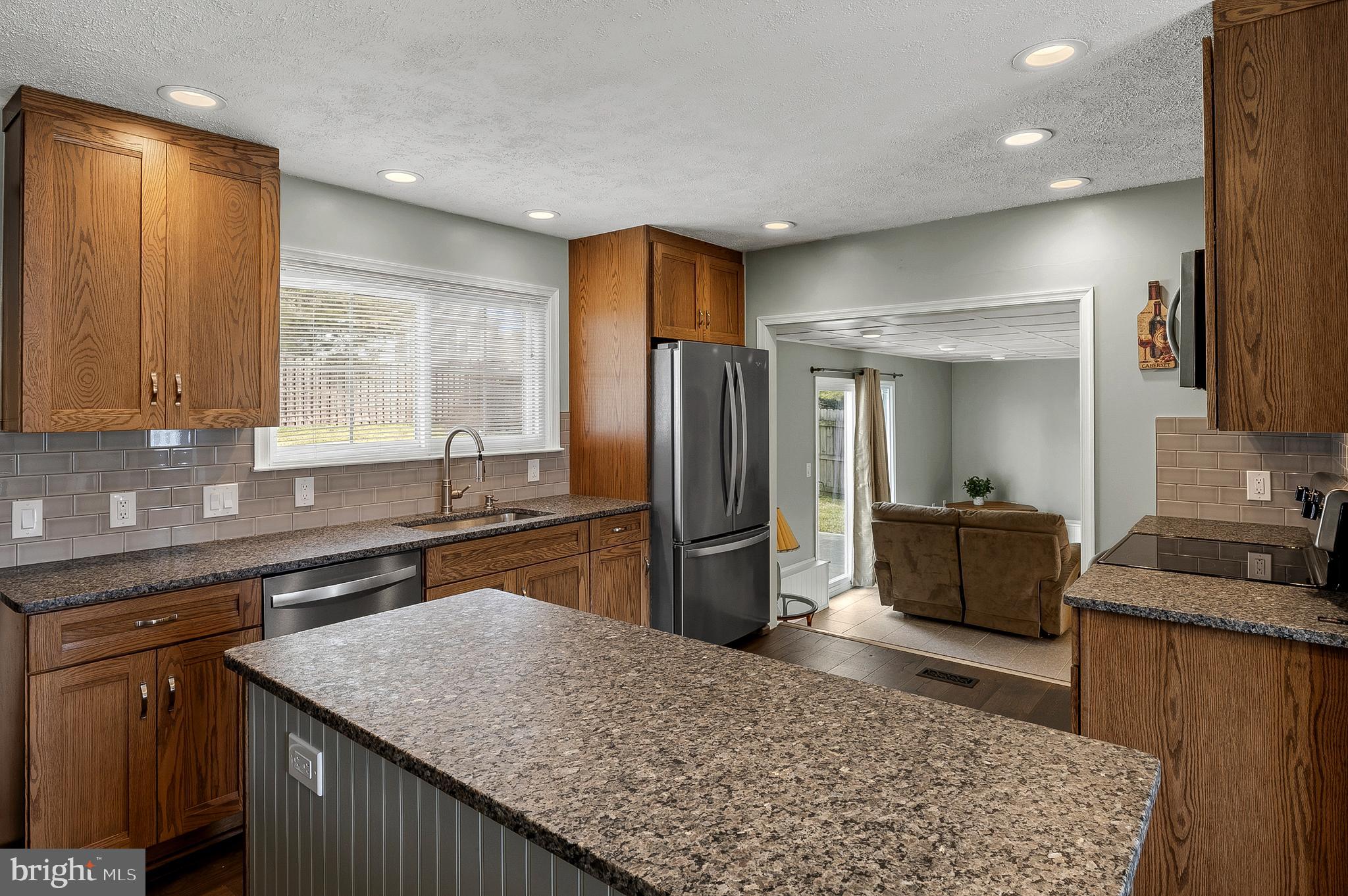 12921 Bogby Road Middle River, MD 21220 - Photo 11 of 32 Kitchen (alt view)