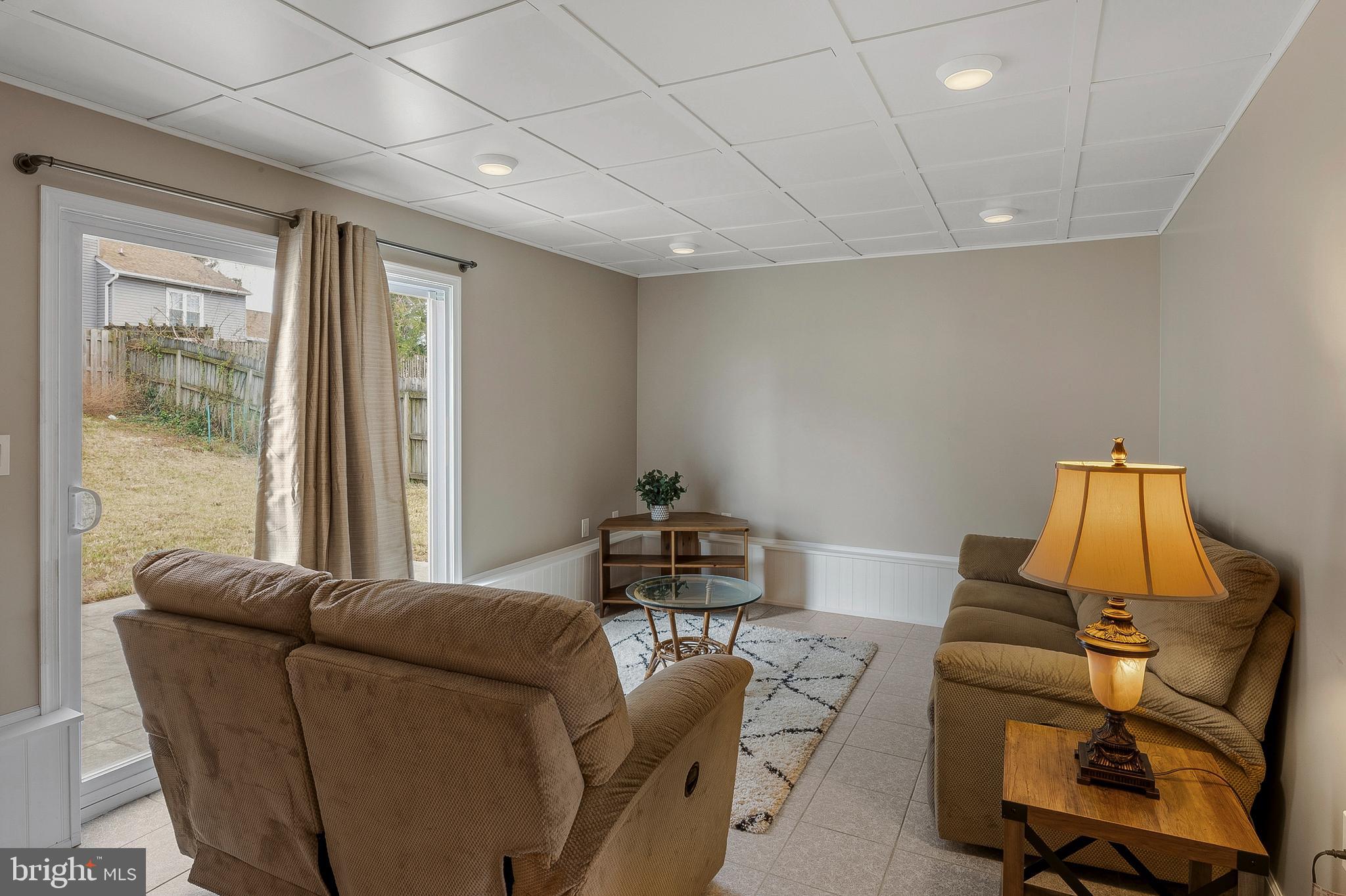 12921 Bogby Road Middle River, MD 21220 - Photo 12 of 32 Family Room