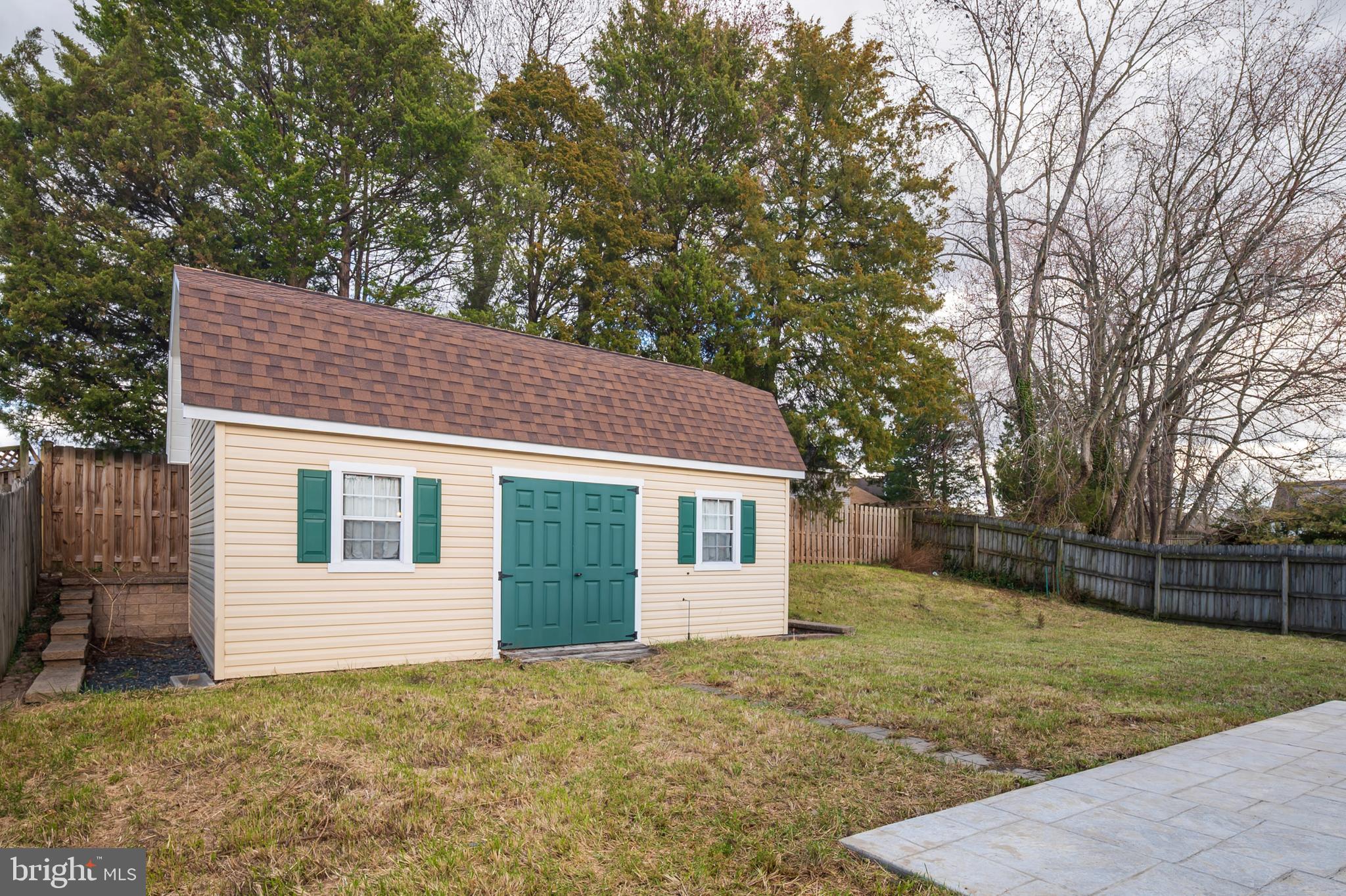 12921 Bogby Road Middle River, MD 21220 - Photo 22 of 32 Backyard and Workshop / Shed