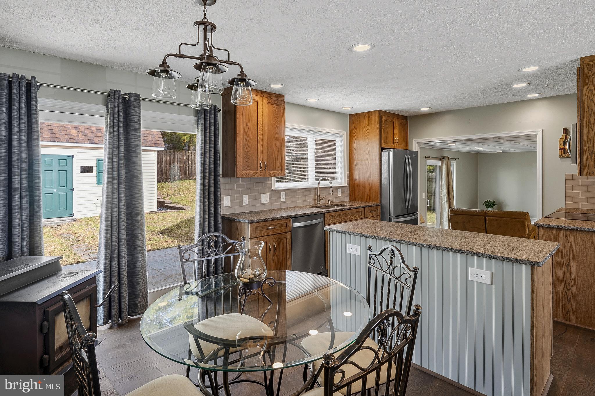 12921 Bogby Road Middle River, MD 21220 - Photo 8 of 32 Dining Area (alt view)