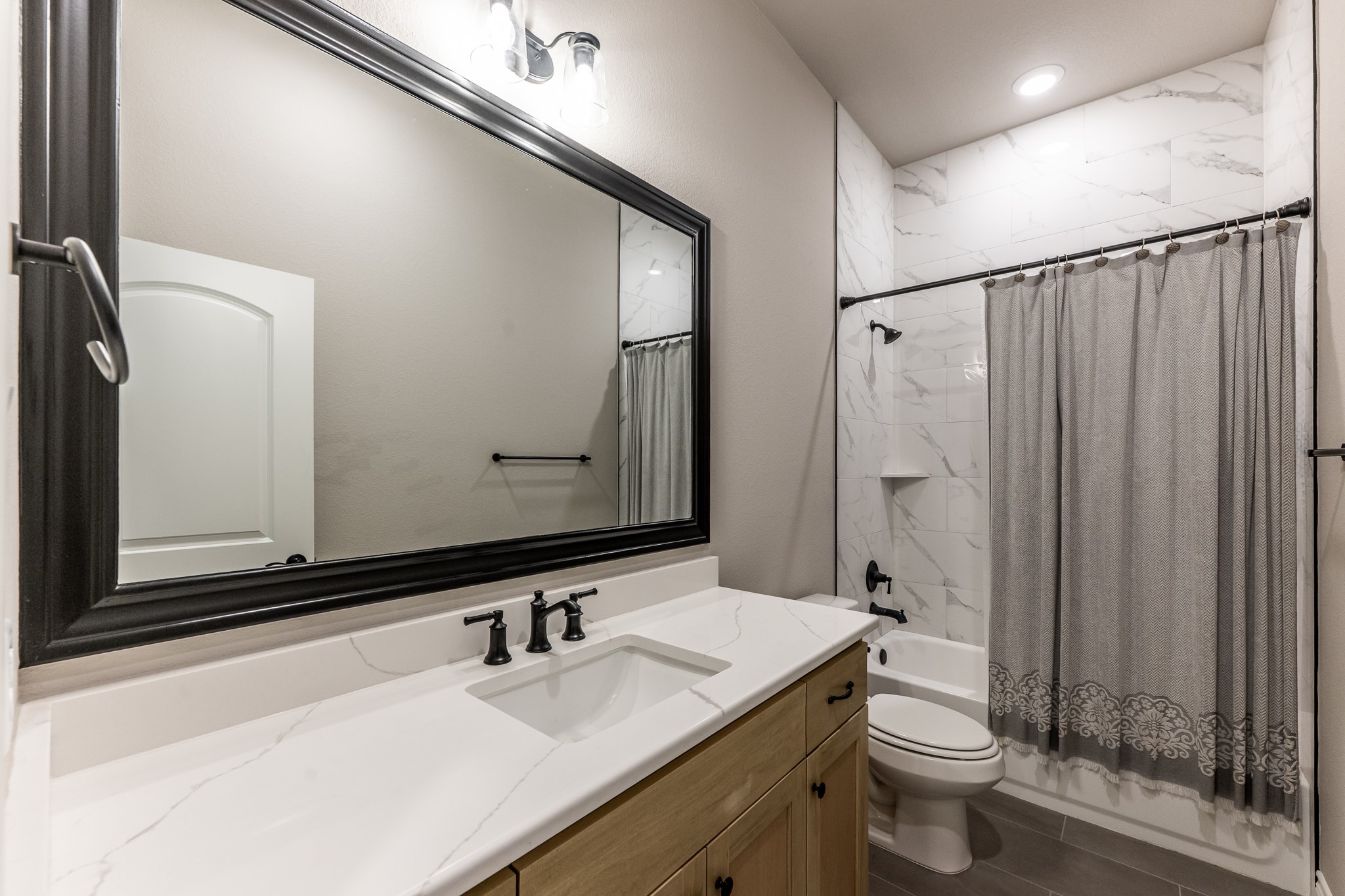 111 Eagle Run Road Willis, TX 77378 - Photo 24 of 44 Bath