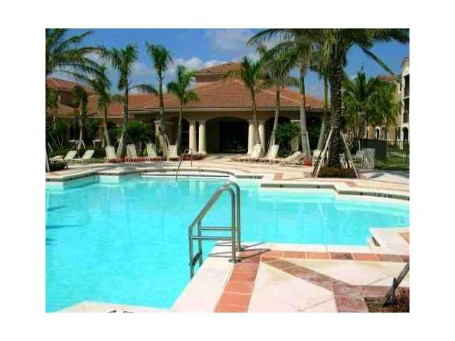 7970 North Nob Hill Road, Unit 5306 Tamarac, FL 33321 - Photo 11 of 11 Exterior Front