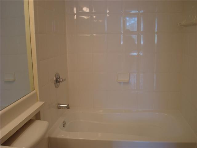 7970 North Nob Hill Road, Unit 5306 Tamarac, FL 33321 - Photo 7 of 11 Exterior Front