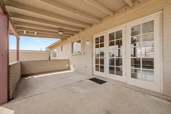 $2,575 | 17801 North 8th Drive, Phoenix, AZ 85023