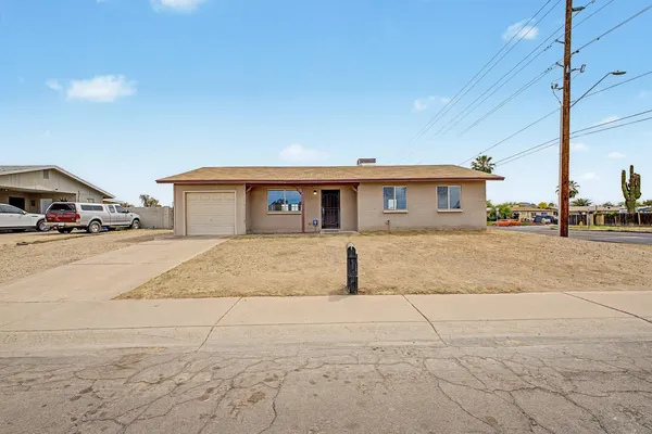 $2,575 | 17801 North 8th Drive, Phoenix, AZ 85023