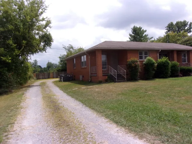 $1,250 | 205 Westhill Drive, Unit A, Lebanon, TN 37087