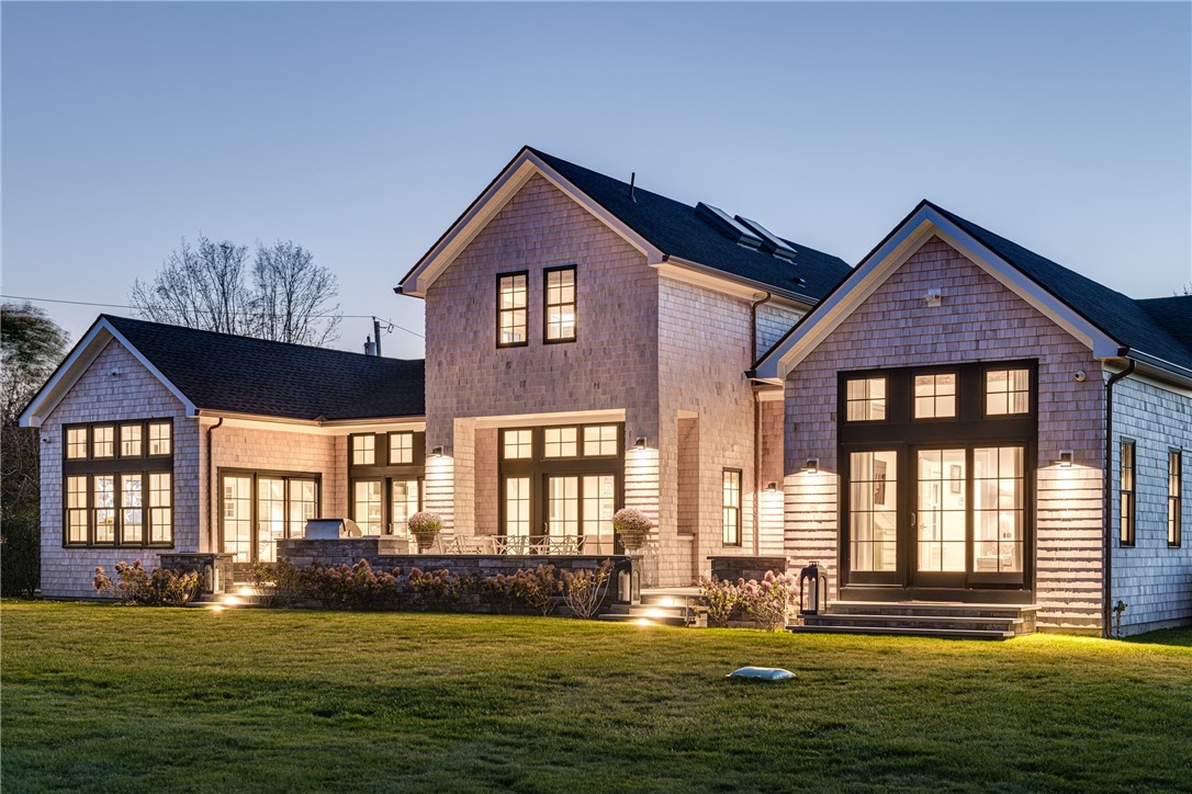 424 3rd Beach Road Middletown, RI 02842 - Photo 50 of 50