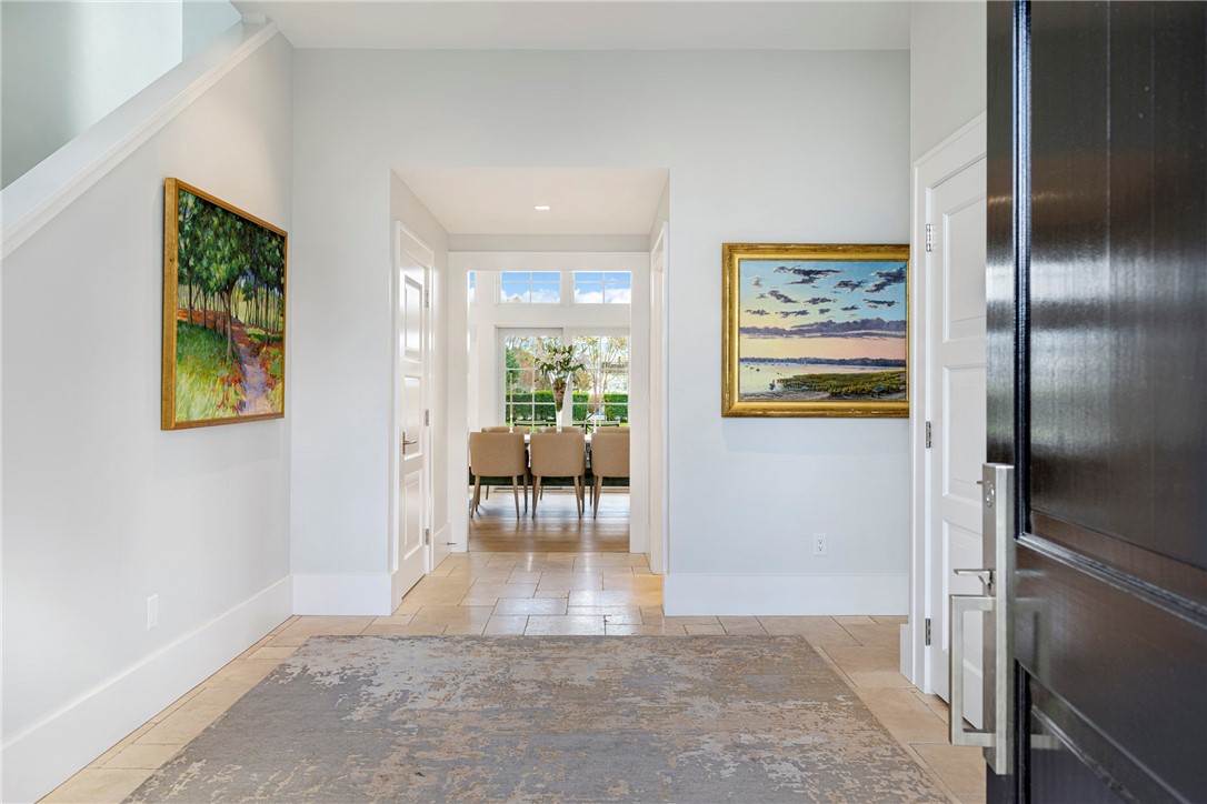 424 3rd Beach Road Middletown, RI 02842 - Photo 9 of 50