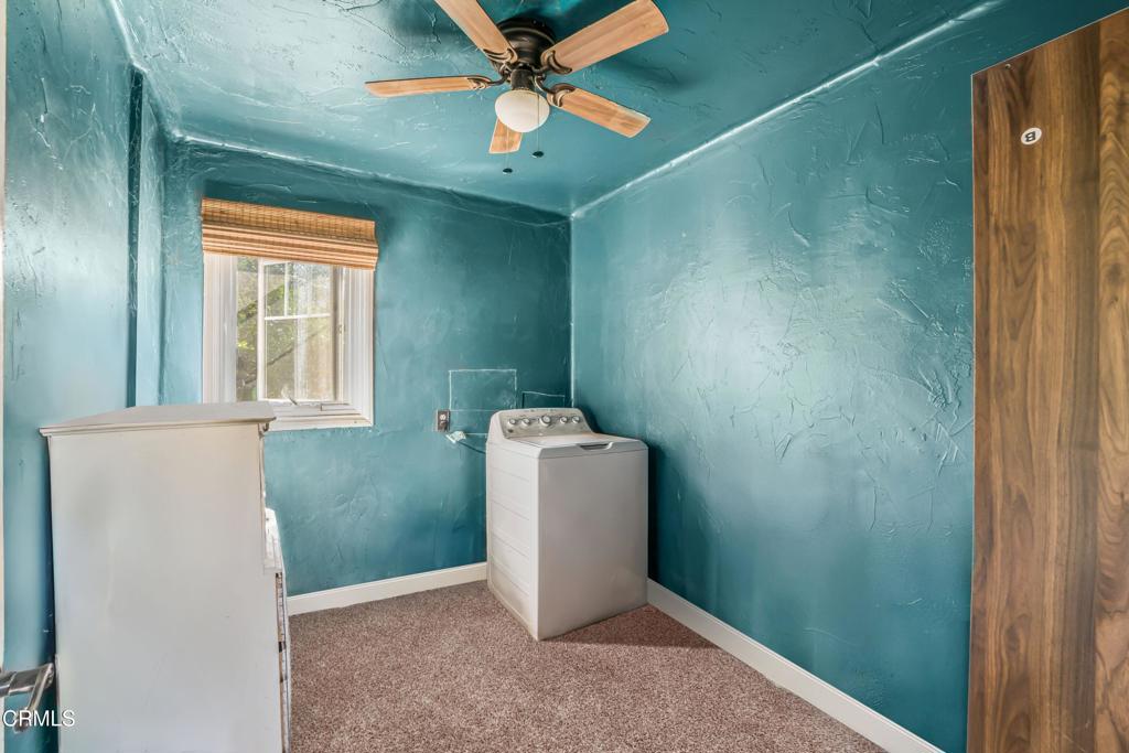 20176 South Mountain Road Santa Paula, CA 93060 - Photo 14 of 43 a room with a window and ceiling fan