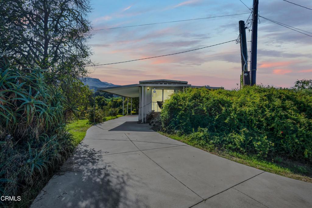20176 South Mountain Road Santa Paula, CA 93060 - Photo 36 of 43 a couple of flower plants in front of door