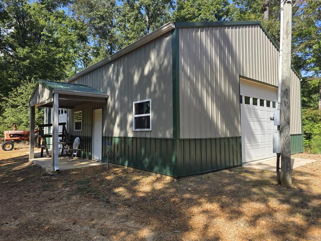 372 Catfish Road Buchanan, TN 38222 - Photo 2 of 17 Gallery Image 2