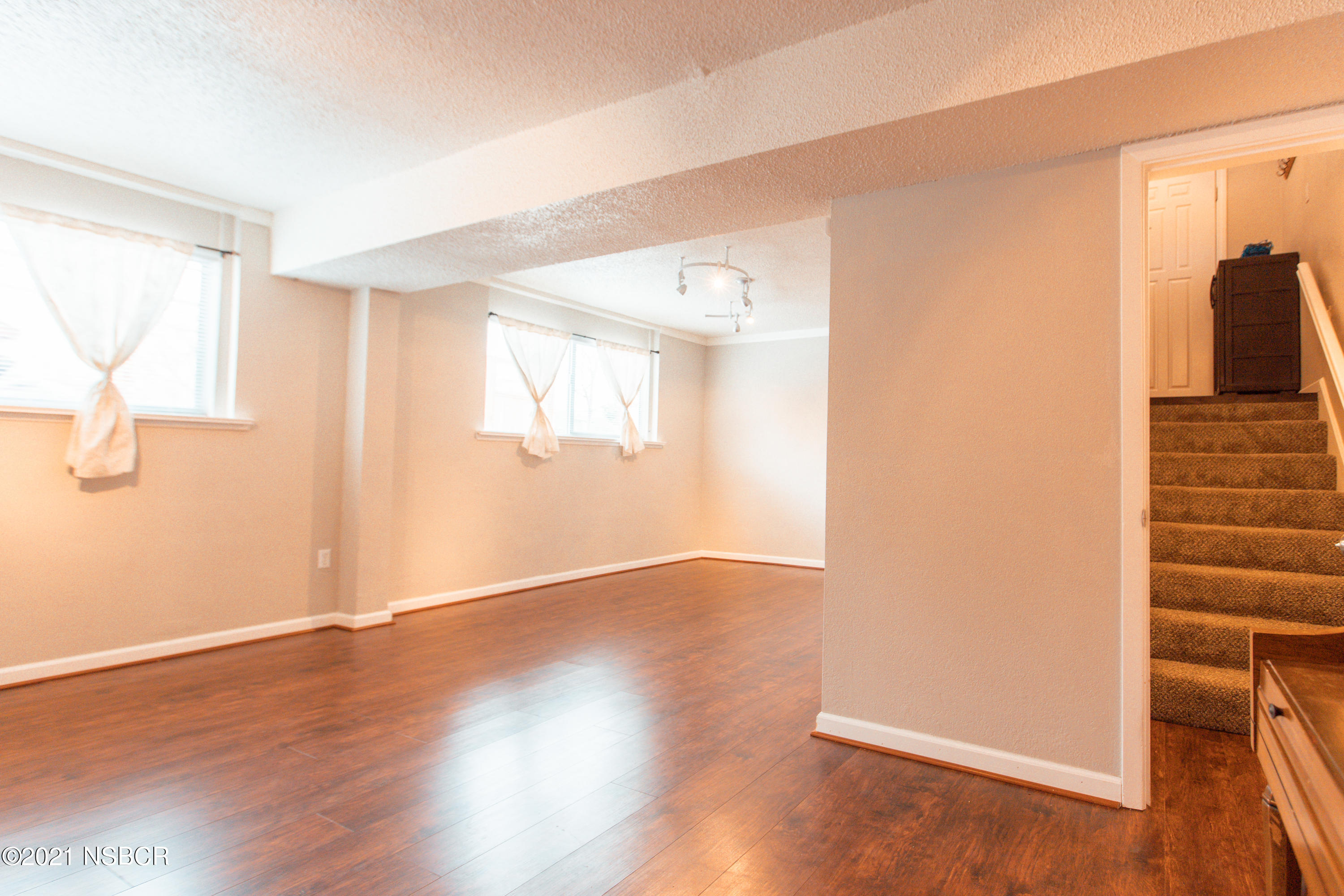4049 Solar Way Lompoc, CA 93436 - Photo 13 of 24 4049 SOLAR WAY-12